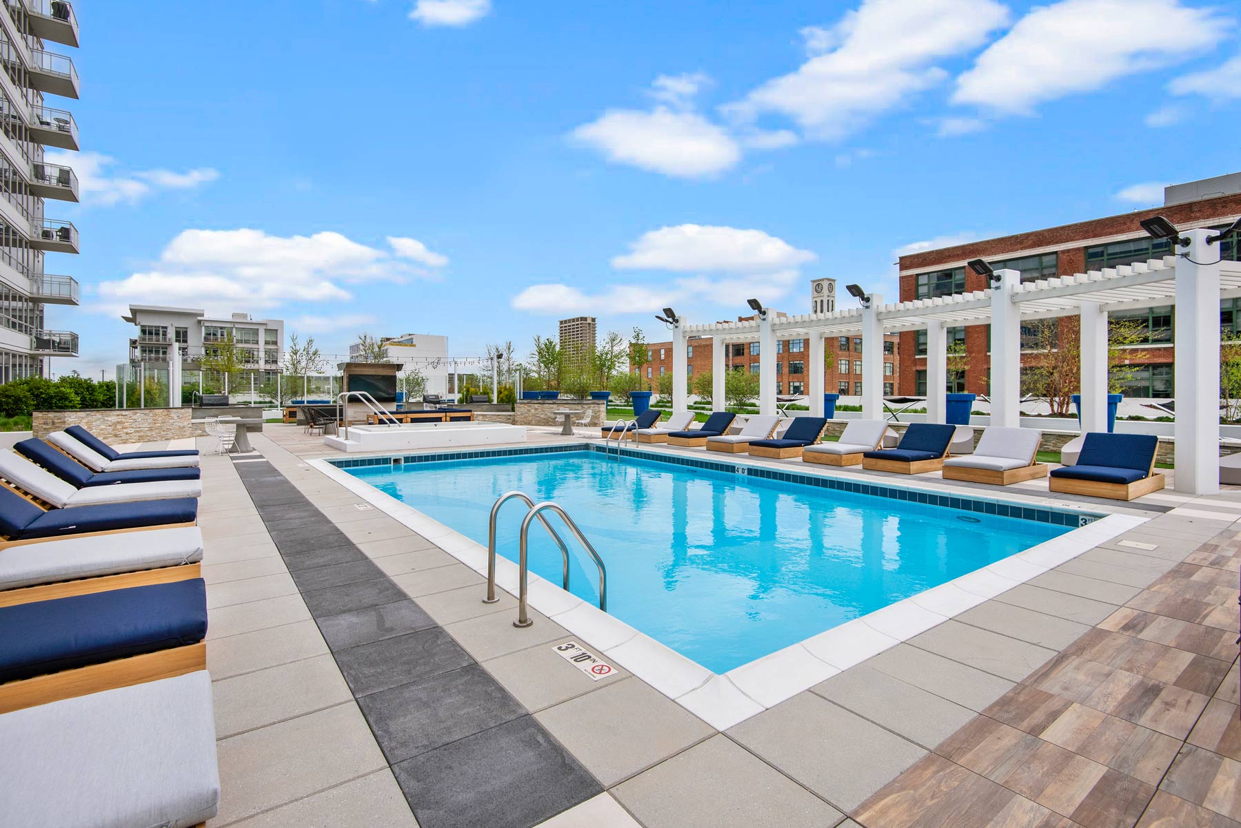 Arkadia West Loop Studio 1 2 3 Bedroom Chicago Apartments arkadia-west-loop-studio-1-2-3-bedroom-chicago-apartments